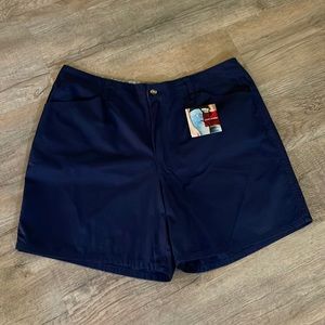 NEW! Gloria Vanderbilt shorts, Size 16W, Navy Blue